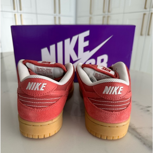 Nike SB Dunk- Adobe - Picture 4 of 6